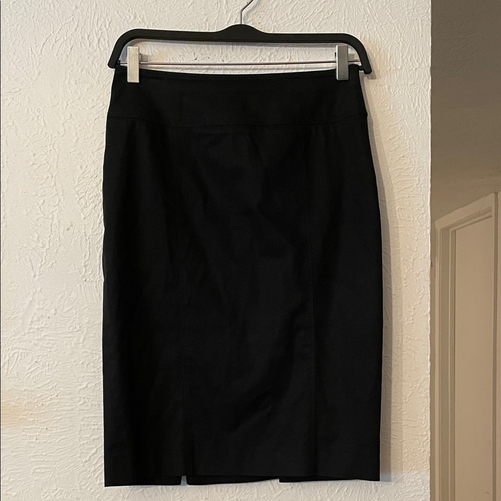 Burberry Classic Black Pencil Skirt Size 4